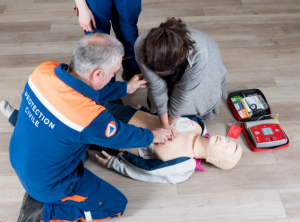 Formation premiers secours_massage cardiaque